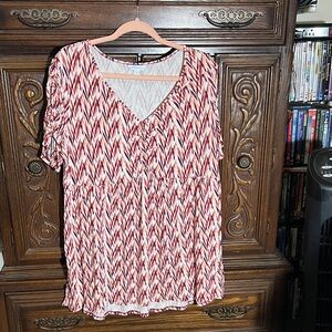 Women's Red and White Patterned Top